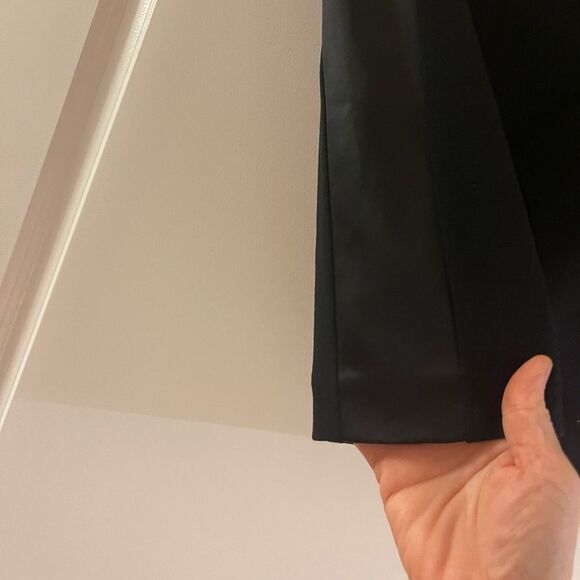 Cache black skirt - Picture 3 of 5